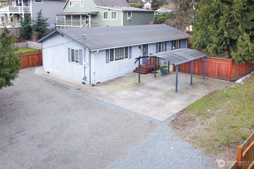 Property photo for 14031 33rd Place S, Tukwila photo 3