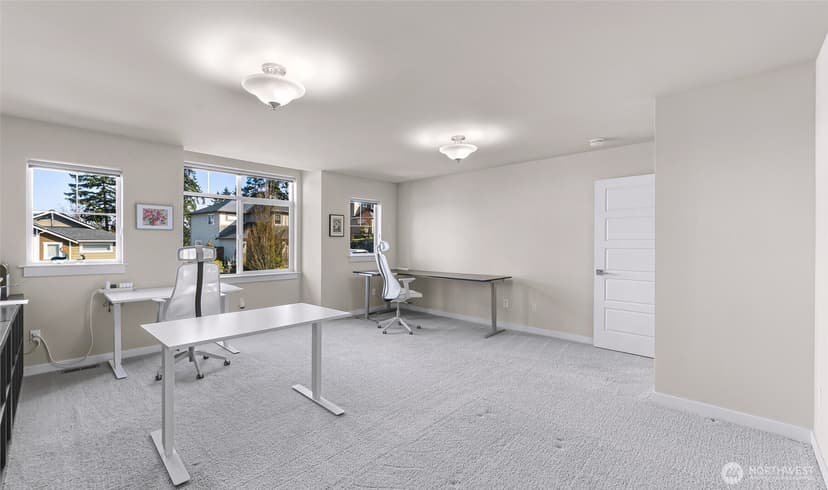 Property photo for 4808 Hunttings Lane, Mukilteo photo 24