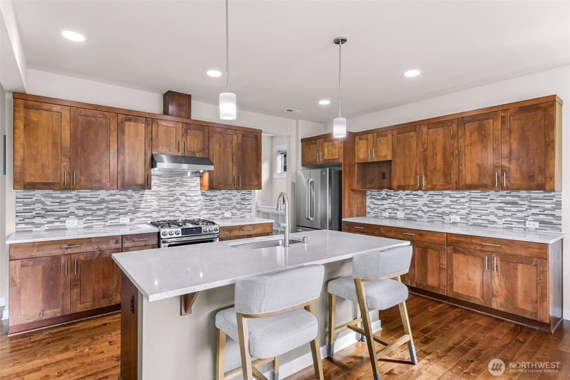 Property photo for 4808 Hunttings Lane, Mukilteo photo 11