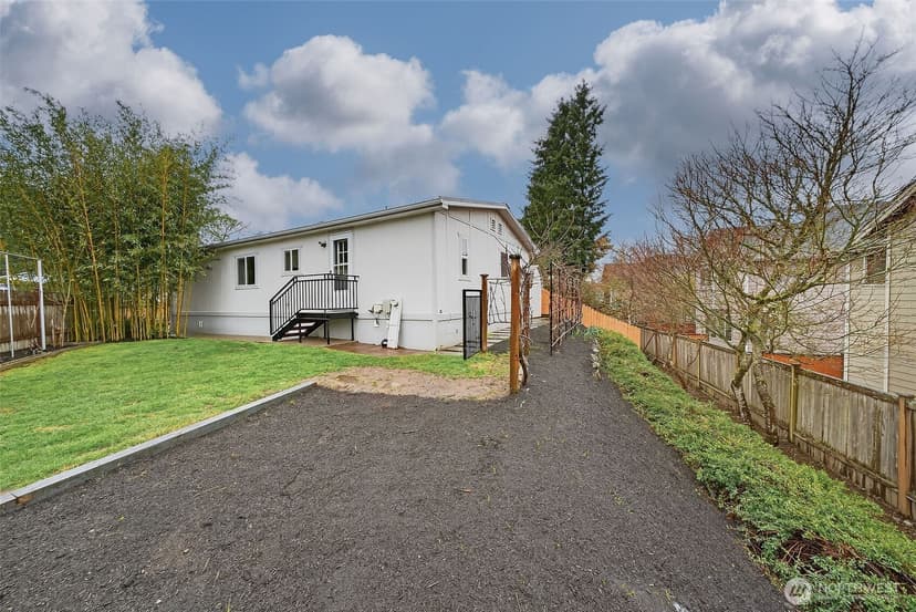 Property photo for 12825 NE 198th Court, Bothell photo 40