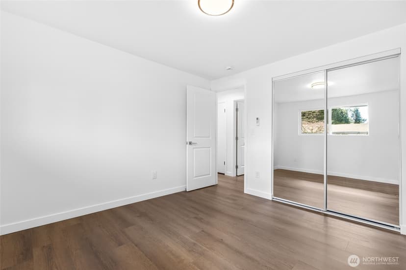Property photo for 7831 202nd Place SW, Edmonds photo 18