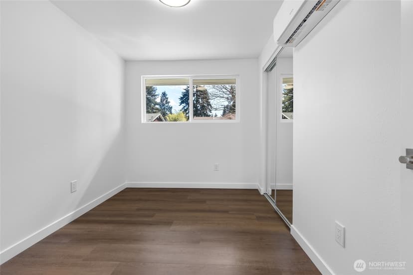 Property photo for 7831 202nd Place SW, Edmonds photo 16