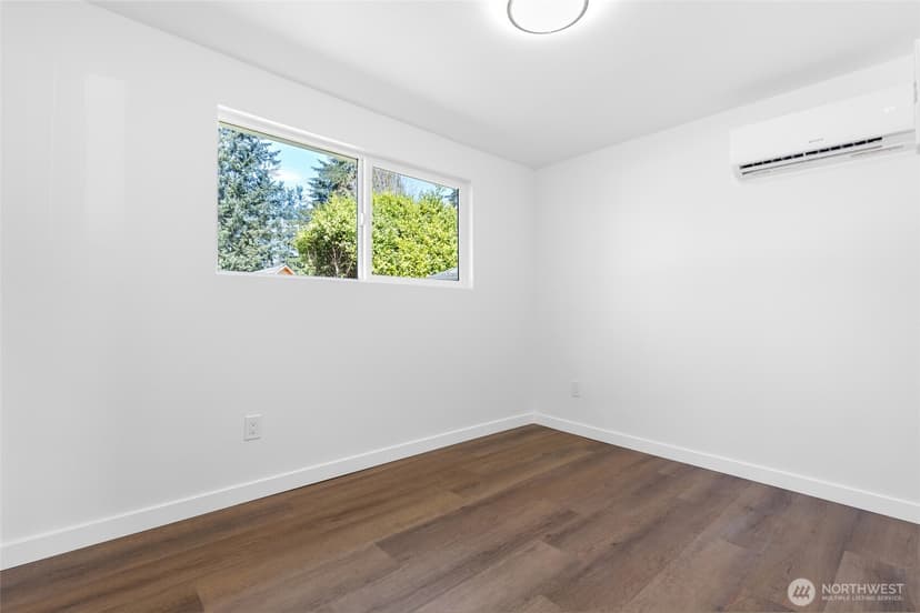 Property photo for 7831 202nd Place SW, Edmonds photo 19