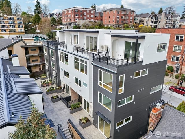 Property photo for 517 Howe Street #B, Seattle