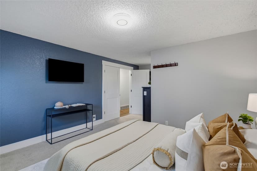 Property photo for 13011 Seattle Hill Road, Snohomish photo 14
