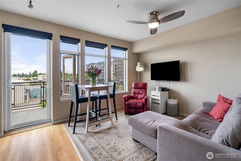 Property photo for 15100 6th Avenue SW #523, Burien photo 5