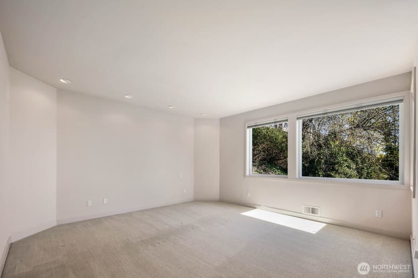 Property photo for 1717 Ferry Avenue SW, Seattle photo 23