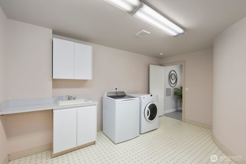 Property photo for 1717 Ferry Avenue SW, Seattle photo 34