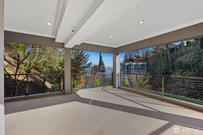 Property photo for 1717 Ferry Avenue SW, Seattle photo 5