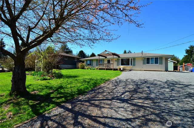 Property photo for 14712 Broadway Avenue, Snohomish