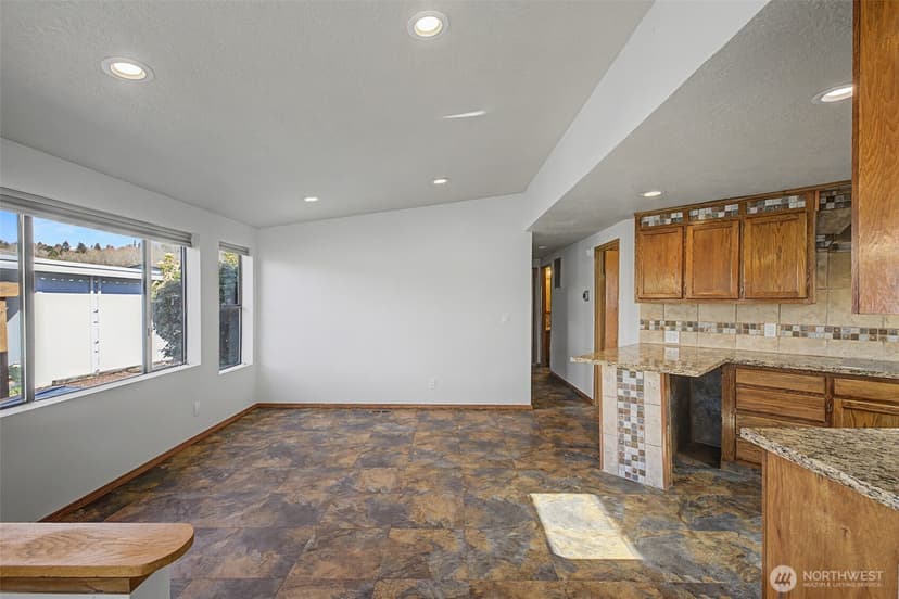Property photo for 1402 22nd Street NE #509, Auburn photo 5