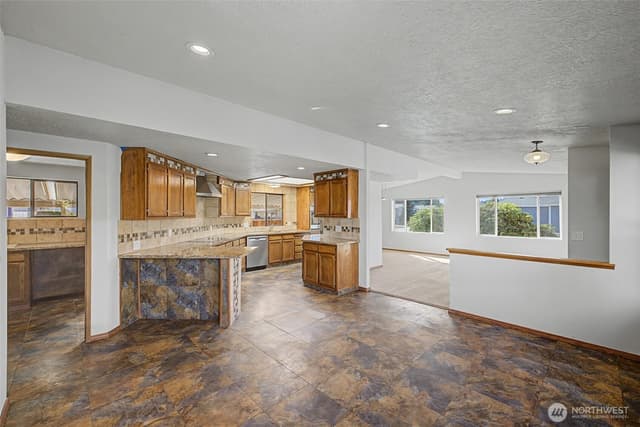 Property photo for 1402 22nd Street NE #509, Auburn photo 4