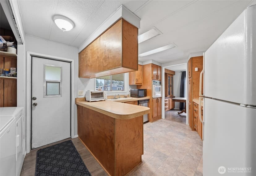 Property photo for 12605 E Gibson Rd #65, Everett photo 8