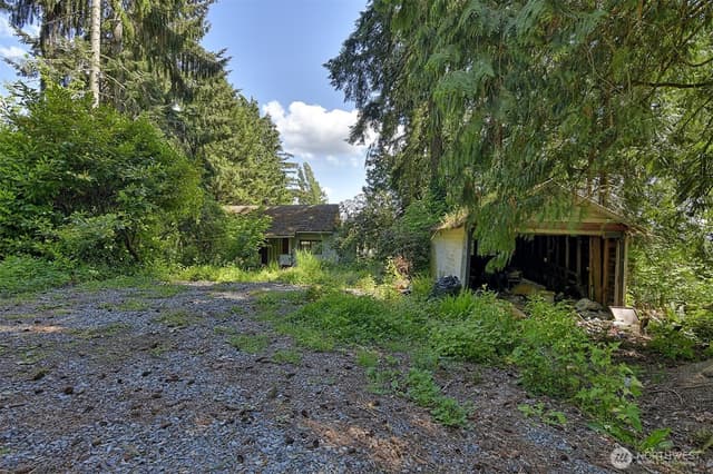 Property photo for 5035 NE 178th Street, Lake Forest Park photo 5