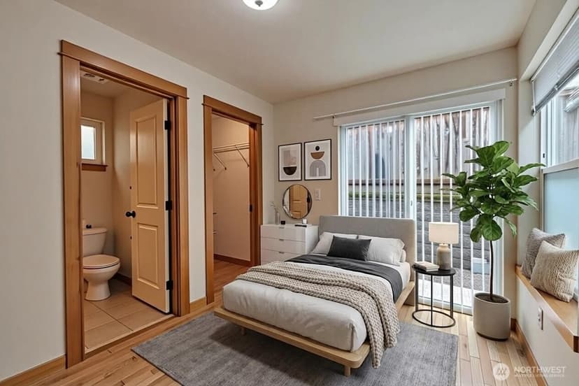 Property photo for 2221 E Spruce Street, Seattle photo 15