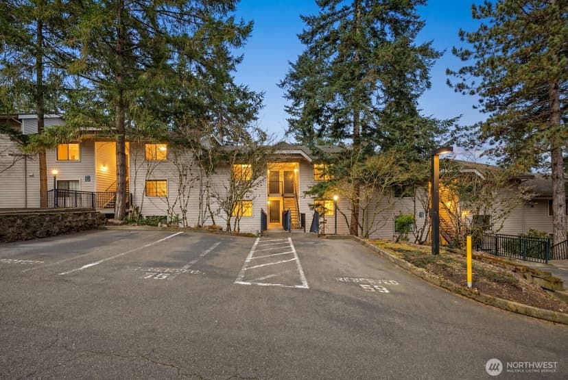 Property photo for 12505 NE 116th Street #A-12, Kirkland photo 2