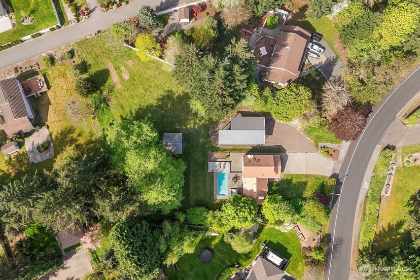 Property photo for 15718 NE 198th Street, Woodinville photo 32