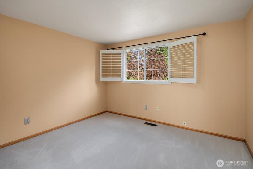 Property photo for 15718 NE 198th Street, Woodinville photo 17