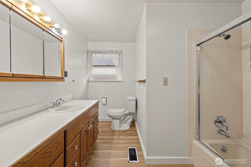 Property photo for 2612 204th Street SW, Lynnwood photo 14