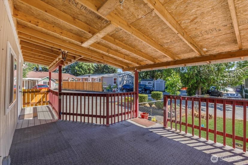 Property photo for 7614 NE Bothell Wy #11, Kenmore photo 3