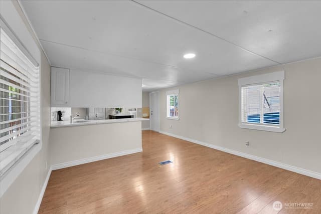 Property photo for 7614 NE Bothell Wy #11, Kenmore photo 5