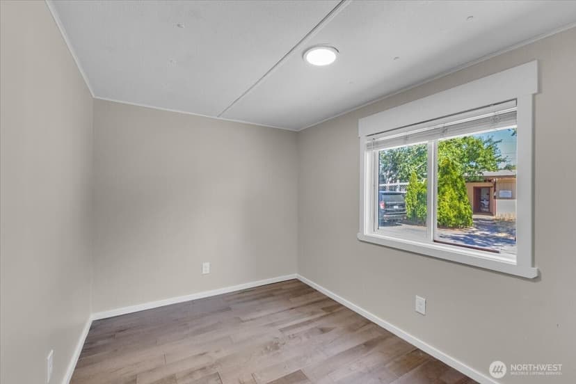 Property photo for 7614 NE Bothell Wy #11, Kenmore photo 8