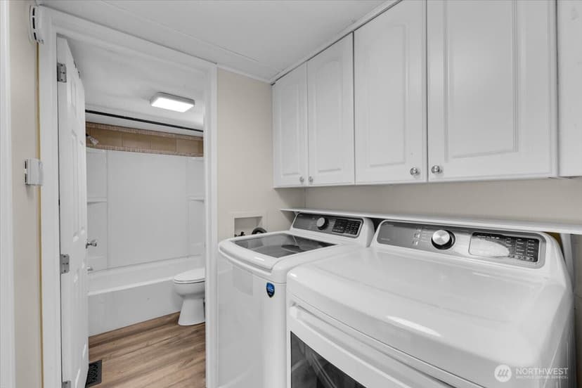 Property photo for 7614 NE Bothell Wy #11, Kenmore photo 17