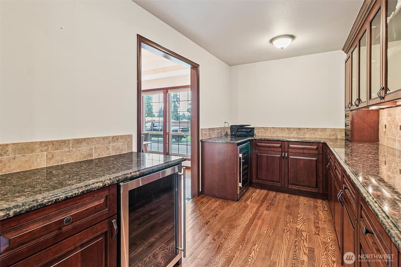 Property photo for 16915 32nd Avenue E, Tacoma photo 14