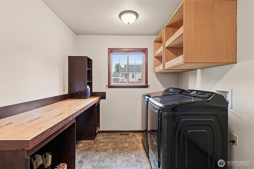 Property photo for 16915 32nd Avenue E, Tacoma photo 24
