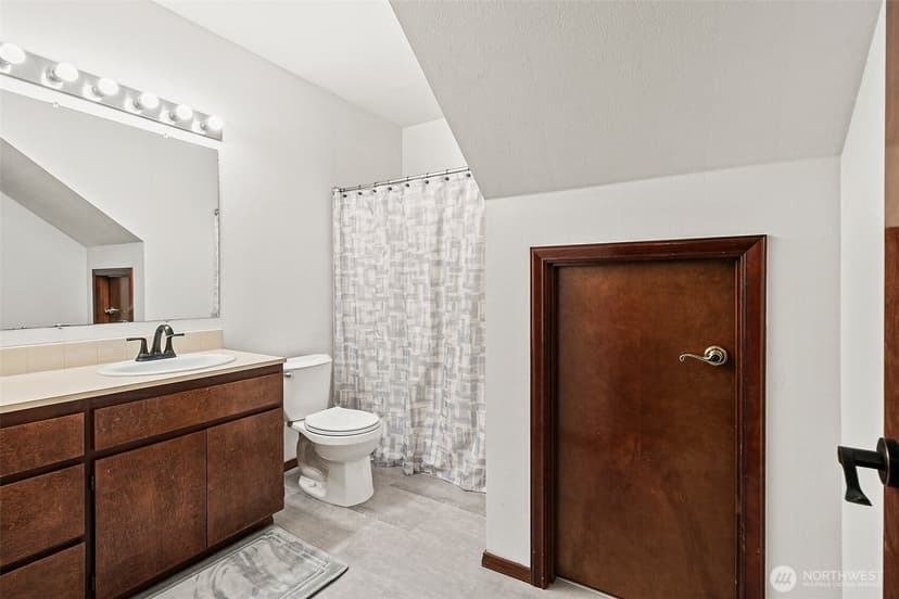 Property photo for 16915 32nd Avenue E, Tacoma photo 32