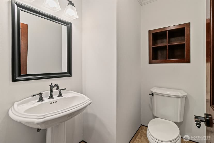 Property photo for 16915 32nd Avenue E, Tacoma photo 15