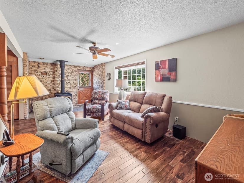 Property photo for 5523 53rd Street W, University Place photo 18
