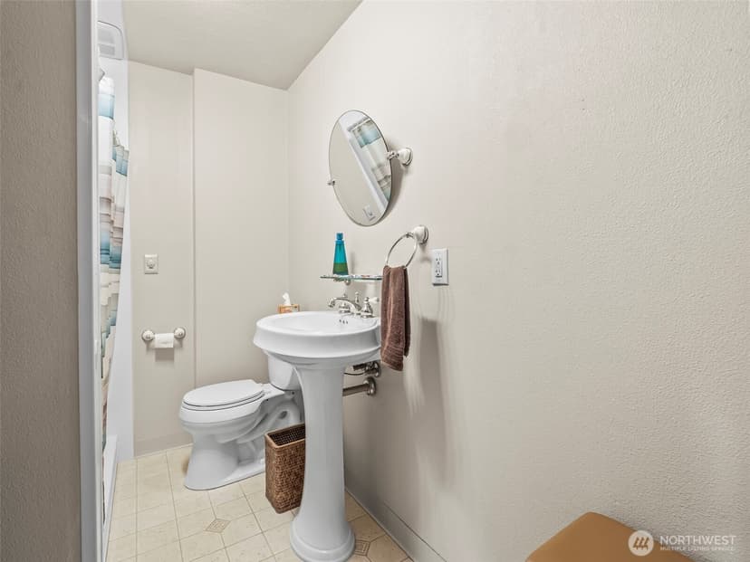 Property photo for 5523 53rd Street W, University Place photo 25