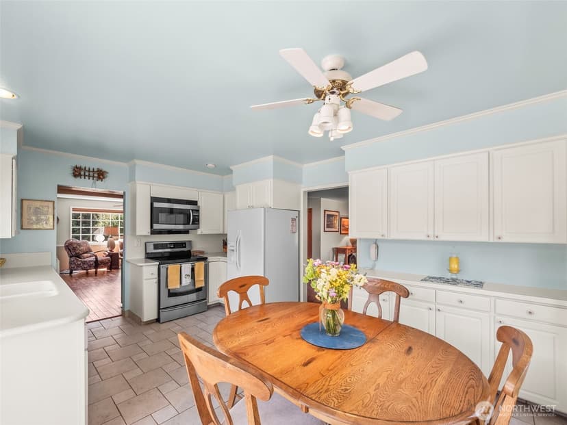 Property photo for 5523 53rd Street W, University Place photo 13