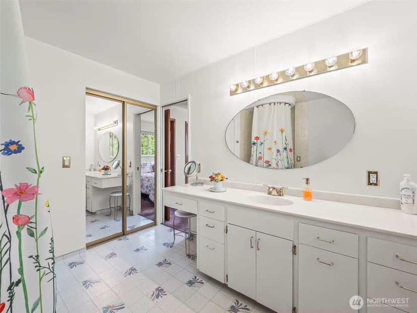 Property photo for 5523 53rd Street W, University Place photo 21
