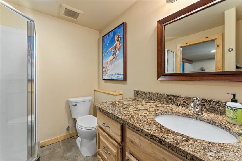 Property photo for 1995 Lakeshore Drive, Manson photo 31