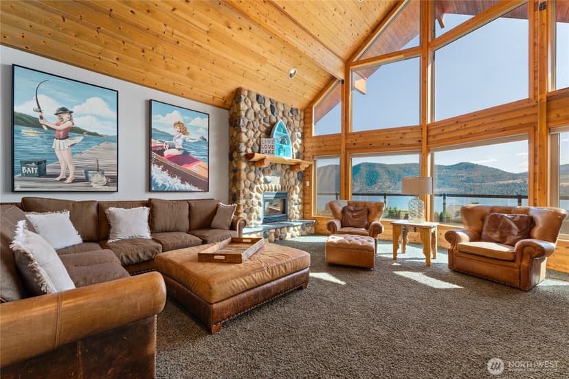 Property photo for 1995 Lakeshore Drive, Manson photo 8
