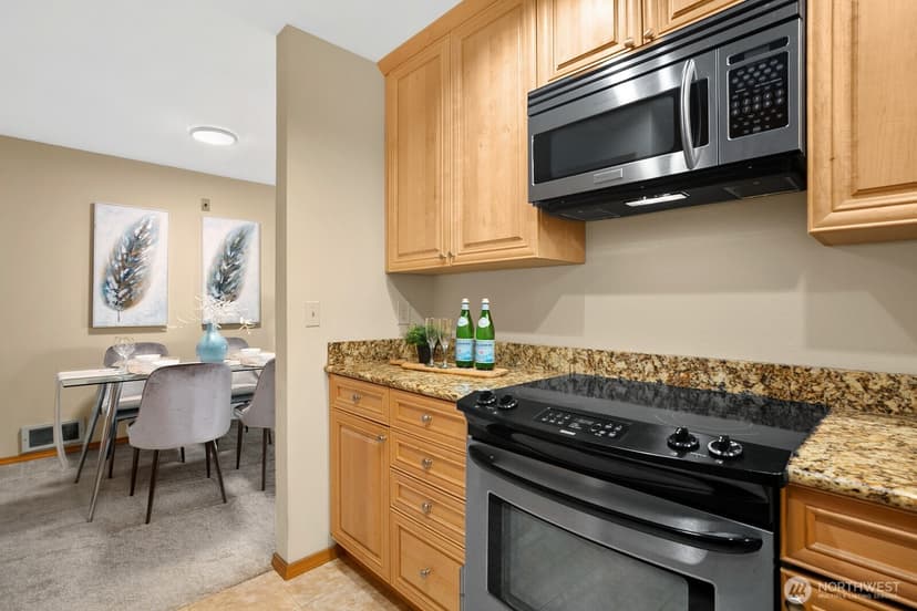 Property photo for 1115 4th Avenue S #3C, Edmonds photo 9