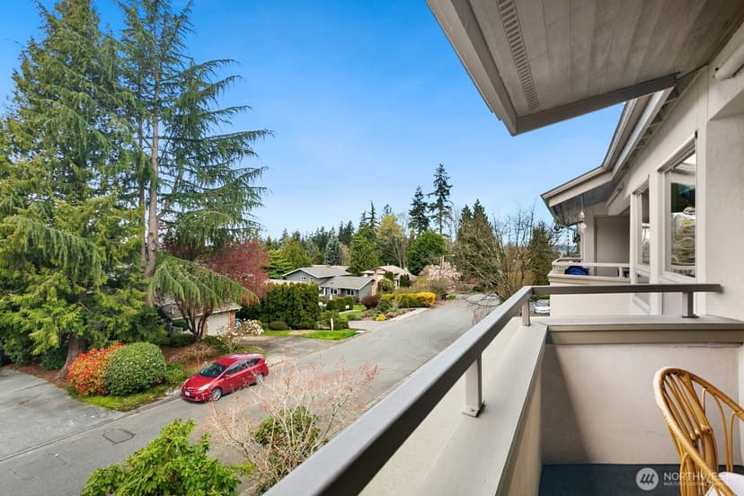 Property photo for 1115 4th Avenue S #3C, Edmonds photo 3