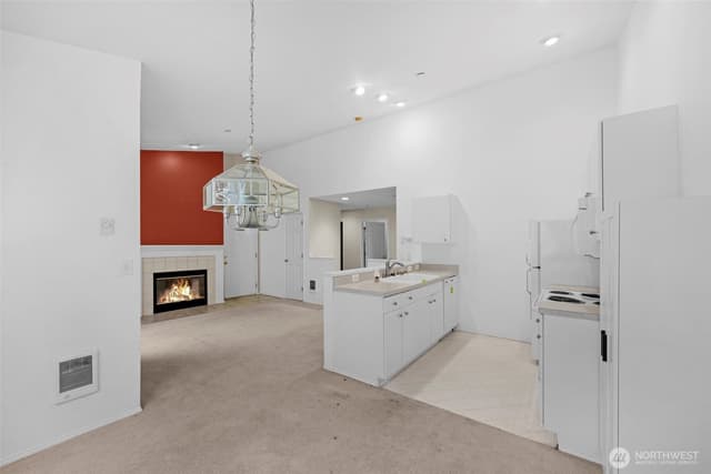 Property photo for 6527 200th Street SW #304, Lynnwood photo 4