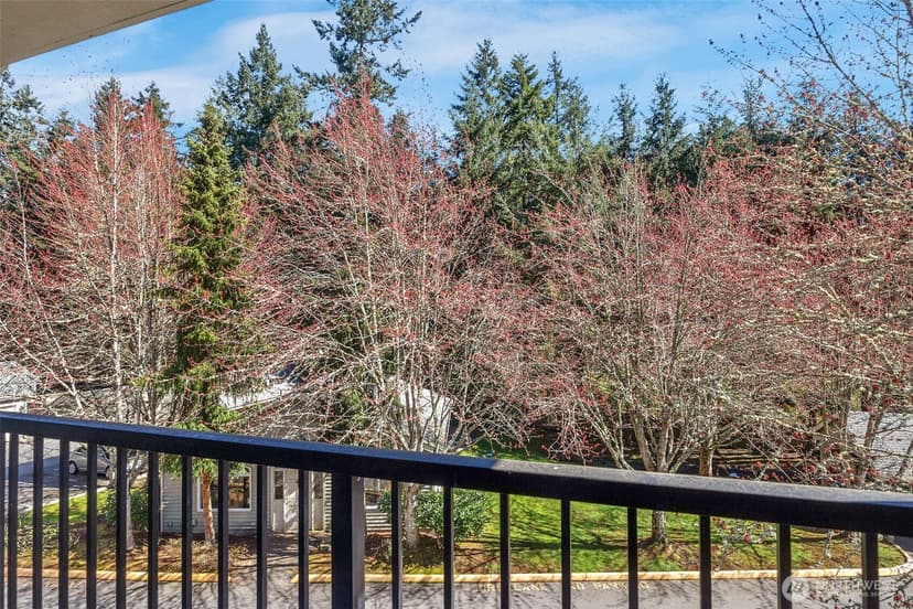 Property photo for 6527 200th Street SW #304, Lynnwood photo 21