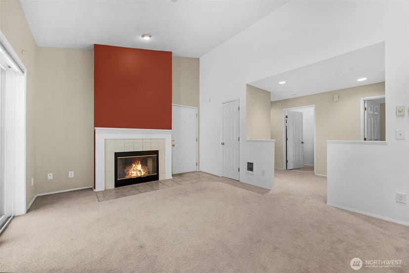 Property photo for 6527 200th Street SW #304, Lynnwood photo 5