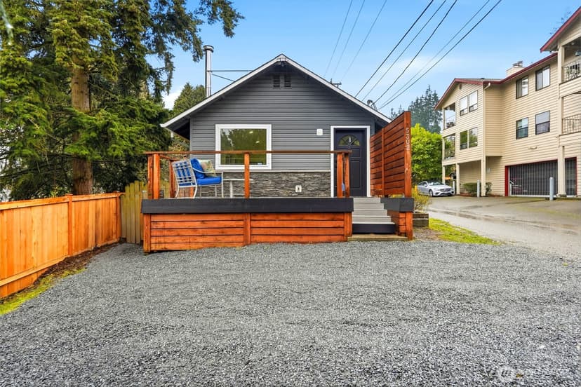 Property photo for 5302 Wetmore Avenue, Everett photo 2