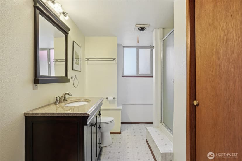 Property photo for 11208 SE 234th Place, Kent photo 21