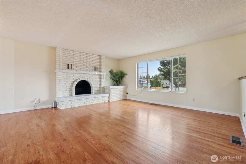 Property photo for 11208 SE 234th Place, Kent photo 5