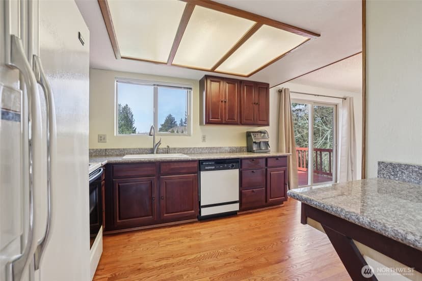 Property photo for 11208 SE 234th Place, Kent photo 10