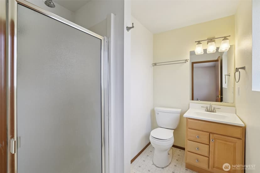 Property photo for 11208 SE 234th Place, Kent photo 14