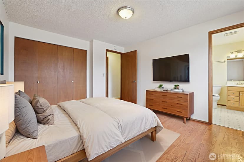 Property photo for 11208 SE 234th Place, Kent photo 13