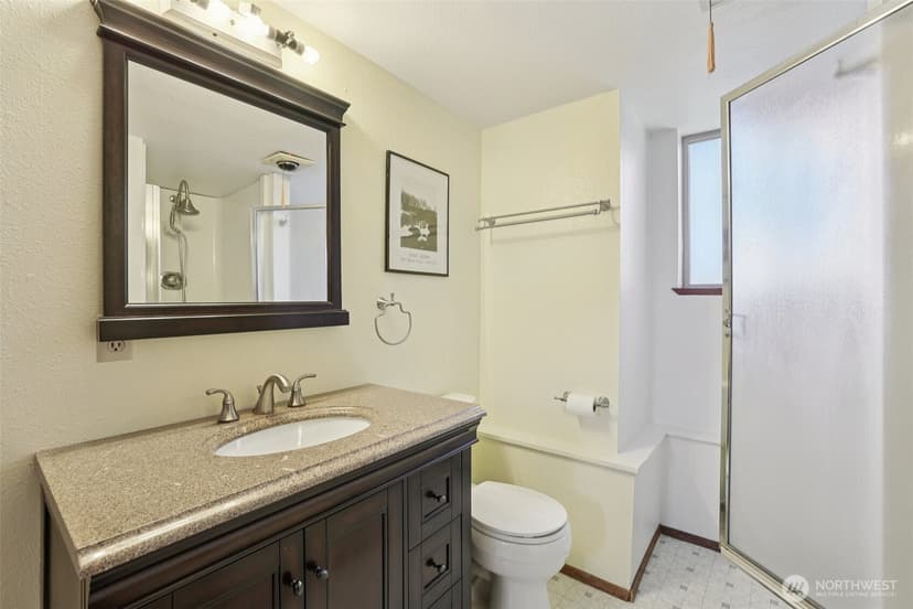 Property photo for 11208 SE 234th Place, Kent photo 22