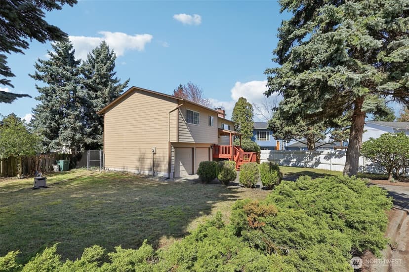 Property photo for 11208 SE 234th Place, Kent photo 33